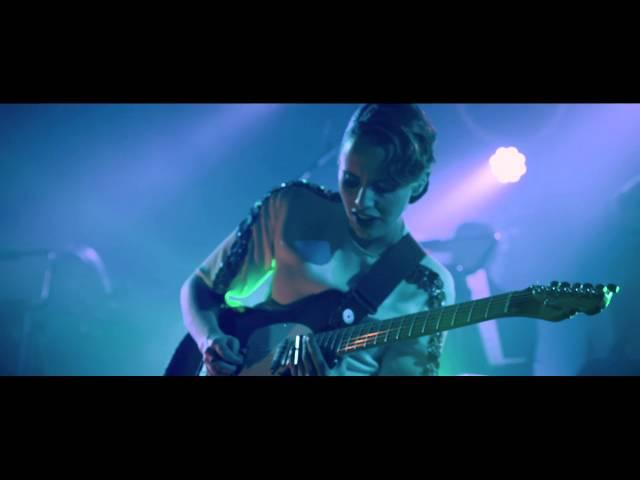 Anna Calvi - Ghost Rider (Live - Suicide Cover)