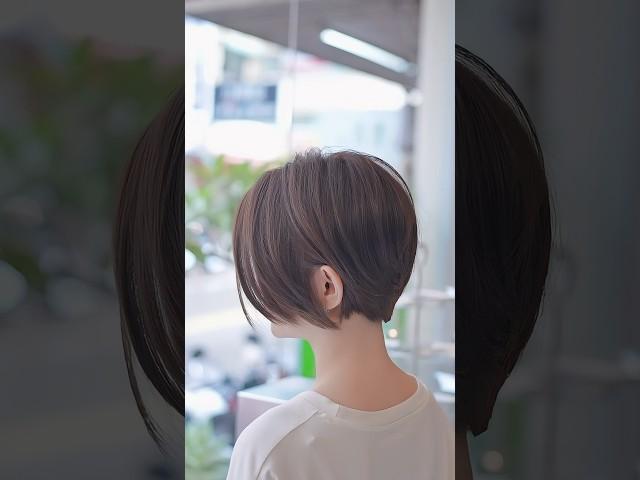 女生短髮找大叔‍️霧感藏青色讓女生短髮質感上升#大叔日常#大叔帶你吃#大叔的人生觀#大叔美髮人#髮廊日常#斗六髮廊#斗六燙髮#斗六染髮#雲林髮廊#斗六剪髮#斗六女生短髮
