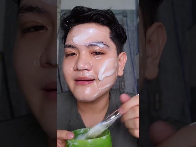 Ê SIMU TỚI CÔNG CHUYỆN NÈ! | Vitamin Phong #shorts #VITAMINPHONG #MASK #ALOEGEL #SIMU #SKINCARE