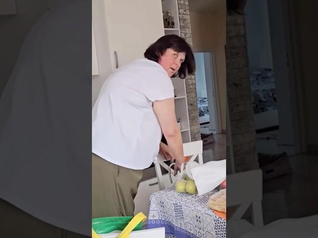 У СВЕТЫ ДАВЛЕНИЕ!