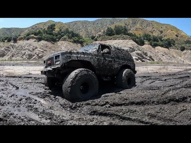 Getting Muddy on a Sunday in Azusa San Gabriel Canyon OHV 5/22/2022 Brought the Jeep back out!