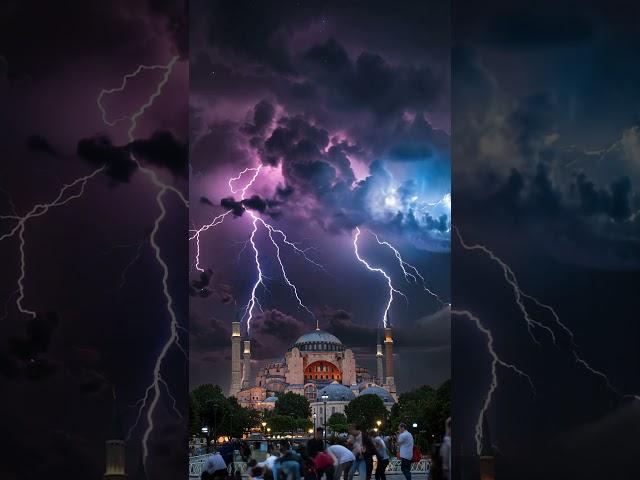 이스탄불의 하늘이 뒤틀리며 우주 폭풍이 나타난다면? / A Cosmic Storm Over Istanbul? #AI재난 #우주폭풍