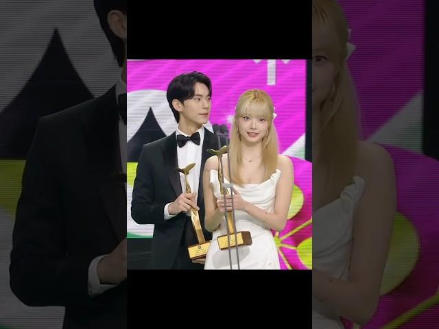 Eunchaemin winning the Best Couple on KBS Entertainment Award #lesserafim#eunchae#chaemin#hybe#kpop