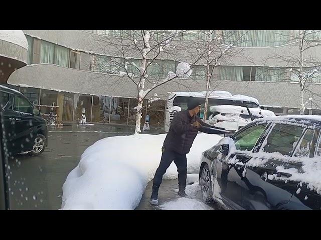 Let's go ! see the view in the  town of  Niseko Japan .