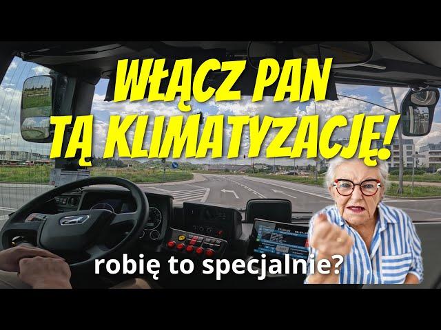 Kierowca autobusu wstał i zaczął klaskać 18