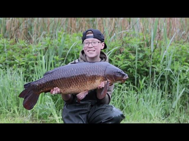 Carbon baits vlog 1 …. @ Rowans Fishing Adventures #1