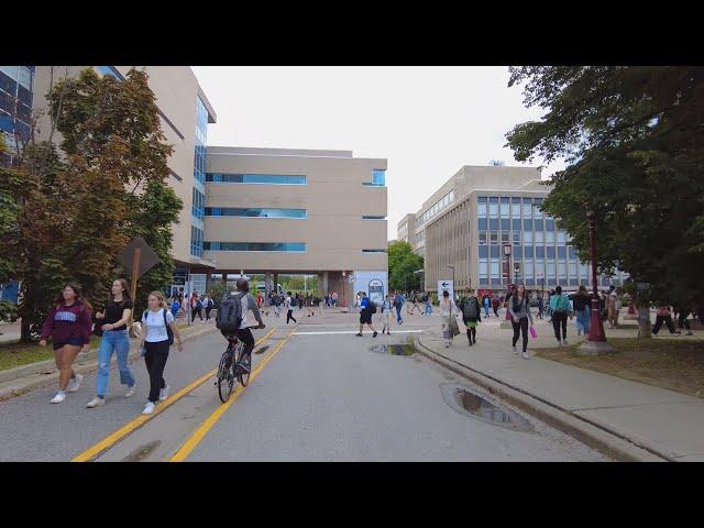 Ottawa cycling through Sandy Hill, uOttawa Campus & Golden Triangle - September 2022