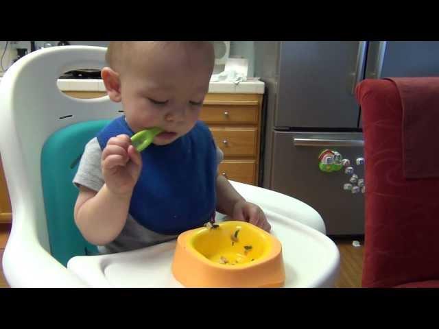 eating pasta with a fork at 14 months