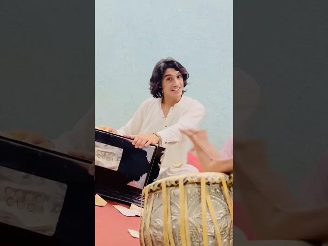 TikTok Facebook Viral Song Shan Ali Awan