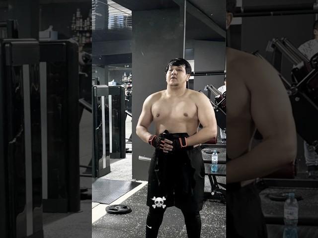 Kim chiroyliroq ? #pubgmobile #pubg #pubgm #aslamboi #senator #yakudza #semy #shorts #rek