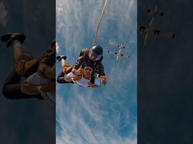 I JUMPED OFF A PLANE ️ #skydiving #skydivingdubai #skydivingadventure