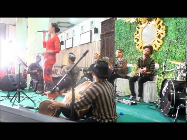 Kisah Romantis by Bhatara ethnic band