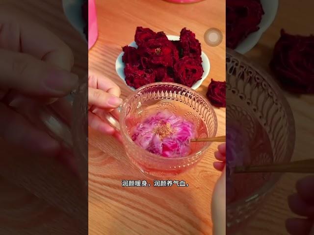 云南高原墨红玫瑰，花青素满杯，一杯≈30颗蓝莓，润颜暖身养气血#墨红玫瑰花茶 #墨红玫瑰 #美容养颜 #女孩应该知道的事 #抖音助农