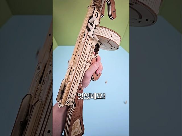 10-round Shell-Ejecting Rubber Band Gun #Thompson #SubmachineGun #Toy #Review