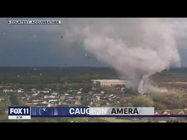 EF-3 tornado destroys town