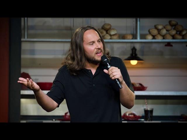 Zoltan Kaszas on why cats are better than dogs - Dry Bar Comedy