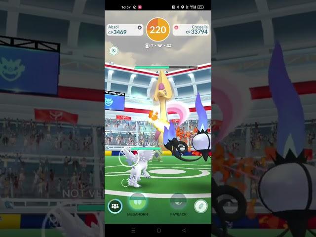 Pokémon GO: Level 5 Raid - Cresselia (EvoJordan17 & Dinkylax using Party Play)