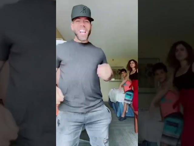 La traición  #4plusone