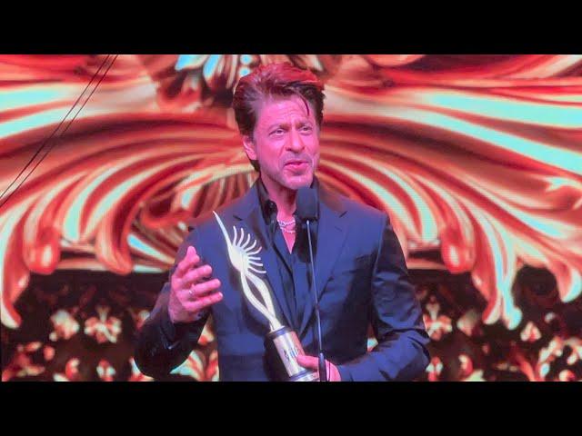 IIFA 2024 Film Awards Best actor King Khan Shah Rukh Khan excellent speech made crowd emotional