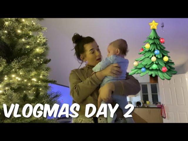 DAY IN THE LIFE OF A TEEN MUM | VLOGMAS DAY 2!! | Becky Louise