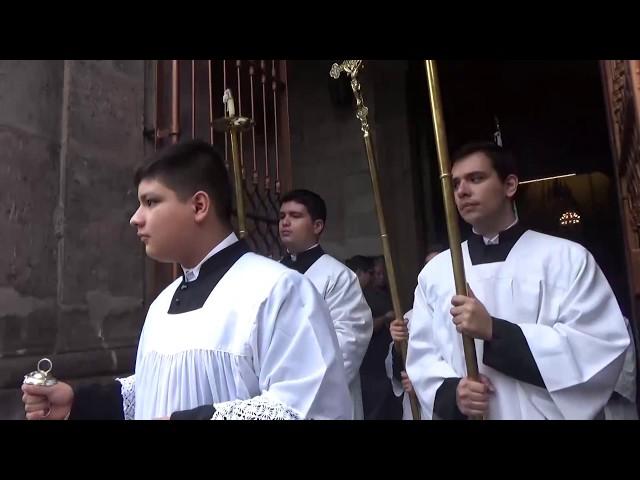 Procesión con la Imagen de Nuestra Señora del Pilar