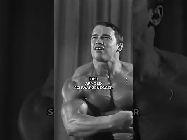 1969 And 1975 Posing #arnoldschwarzenegger #bodybuilding #posing