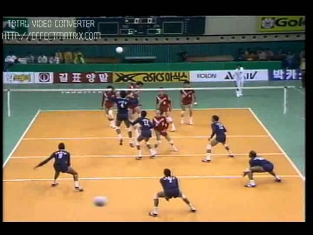 JIMMY GEORGE - KERALA - INDIA - VOLLEYBALL  ACTION - SEOUL ASIAN GAMES 1986