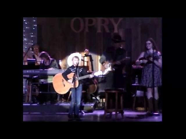 9 yr old Mason Ramsey at Kentucky Opry