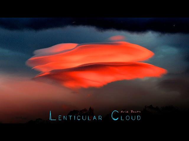 [SOLD] Avid Beats - Lenticular Cloud