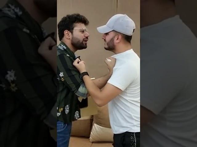 Ducky Bhi fight with shahveer Jafry for his golden play botton # duckybhi#shahveerjafry #duckybhai