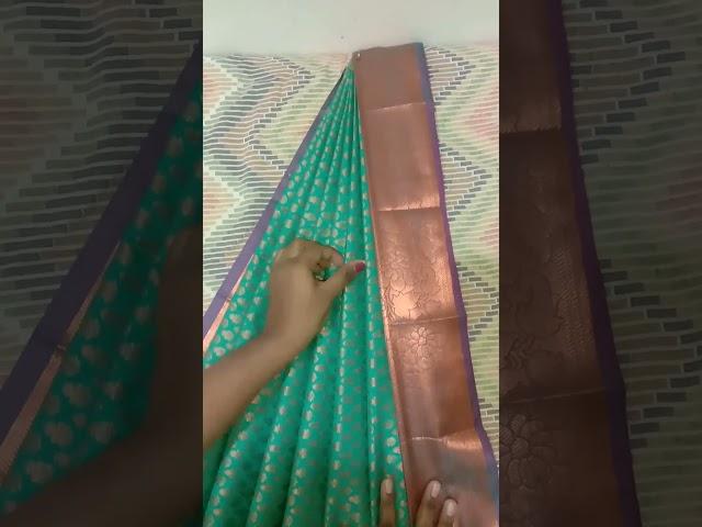 Saree pre pleating & box foldingservice available #makeup #sareeprepleating