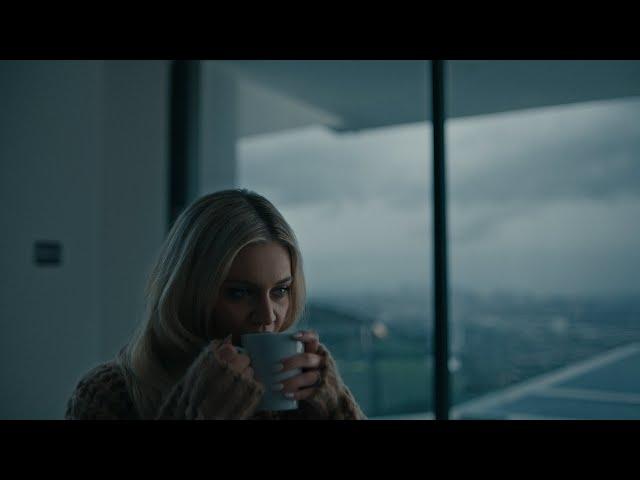 Kelsea Ballerini - Mountain With A View (Chapter 1)