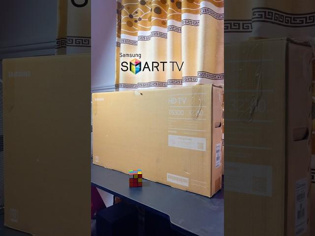 Samsung 32 Inch Smart TV Unboxing!