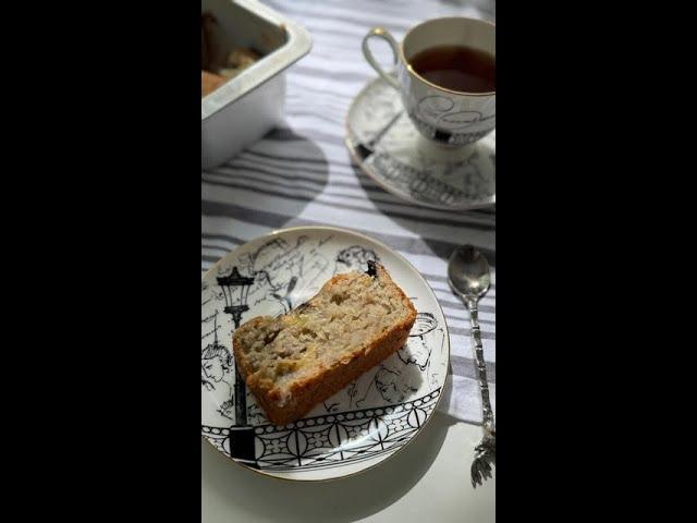 Discover the Irresistible Banana Cake Recipe Everyone's Raving About!