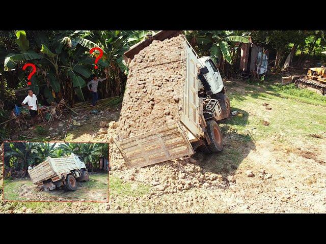 Incredible landfill gone wrong! New project started with 8-T dump trucks & dozer unexpected go wrong