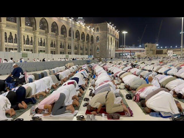 Worshippers pray in Mecca's Grand Mosque as Saudi Arabia drops social distancing | AFP