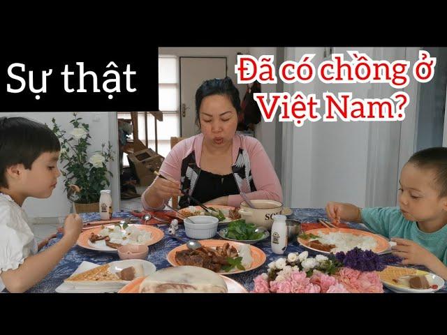 Uyên đã kết hôn trước đây? bánh ướt chảo thịt nướng I gia đình Ba Đức mẹ Việt