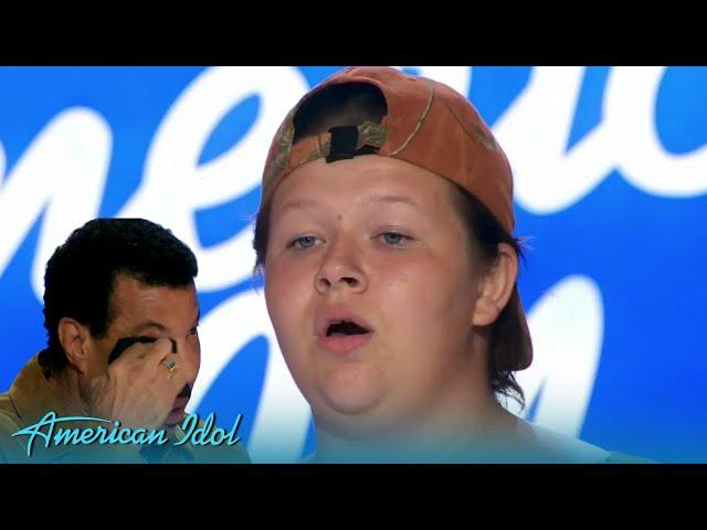 Kelsie Dolin's Idol Audition Leaves Lionel Richie In TEARS!