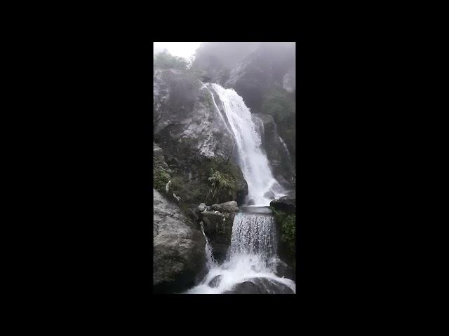 Paglajhora Waterfalls