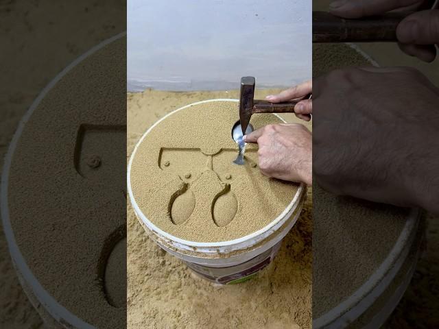 ‎‏‎‏‎‏The art of shaping metals on sand is satisfying and relaxing   #satisfying  #art