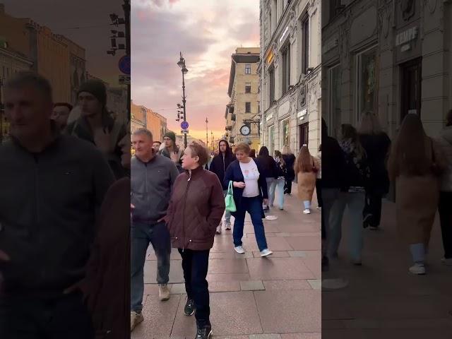 Просто какой-то день в Питере #питер #музыка #жизнь #путешествие #прогулка #люди #любовь #я #мем