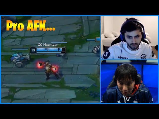 When Pro Player Went AFK in a Competitive Match...LoL Daily Moments Ep 866