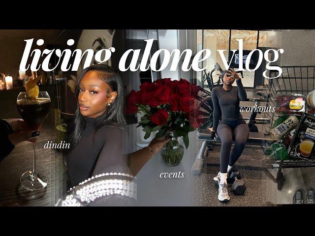 LIVING ALONE WEEKLY VLOG | dinners + workouts, + activewear haul + events