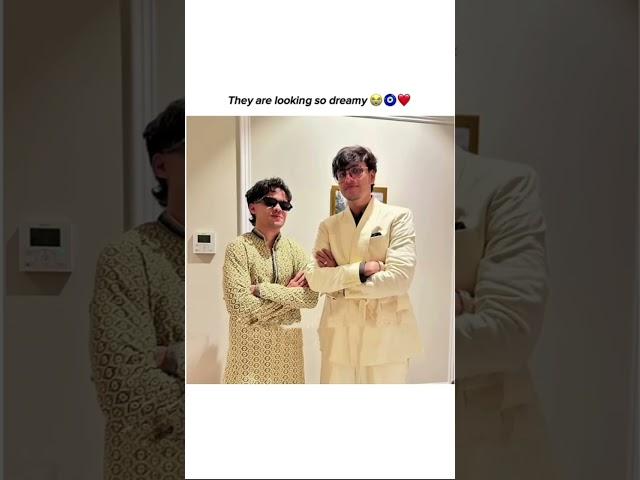 Nischay and Ruchika with their friends ️