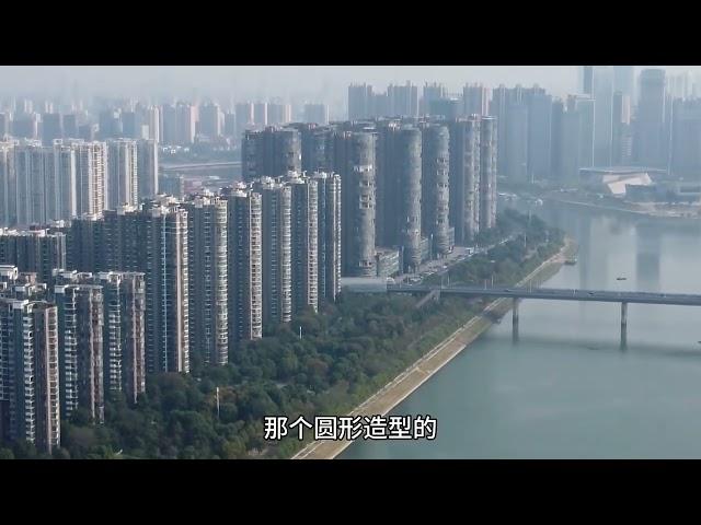 中国中部最大的小区，湘江世纪城，330多栋楼房住了近10万人，堪比一个小县城！ #长沙