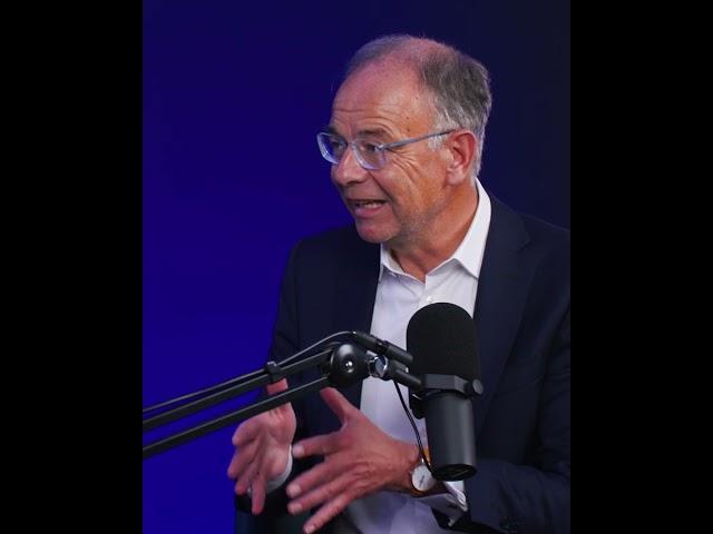 Shouldn't we as humans be smarter than technology? Heimo Scheuch Podcast #26