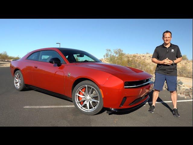 Does the 2024 Dodge Charger Daytona Scat Pack DRIVE like a HEMI V8 muscle car?