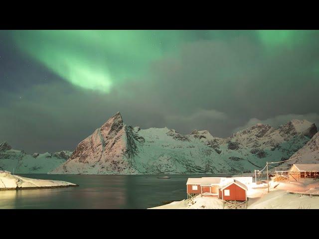 LOFOTEN NORTHERN LIGHTS IN 4K