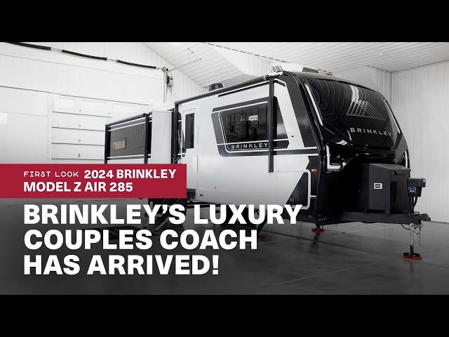 2024 Brinkley Model Z AIR 285 | RV Tour: The Cozy Couples Coach from Brinkley