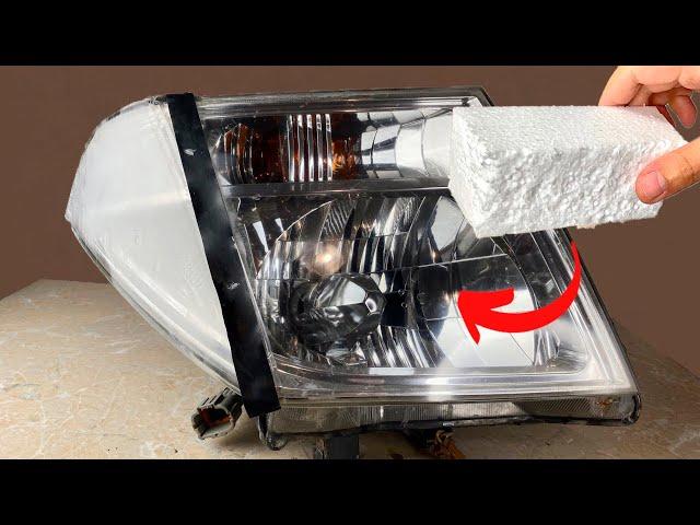 Brilliant method! Clean your darkened headlights with FOAM!